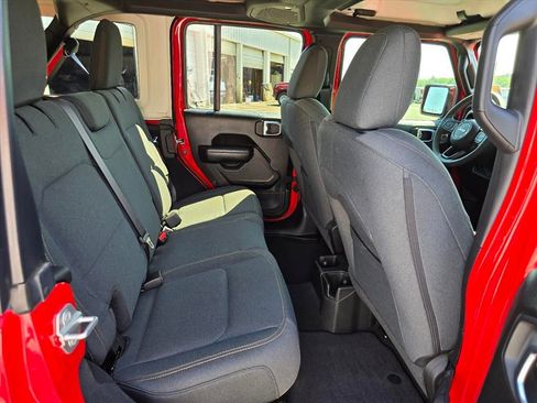 Used 2024 Jeep Wrangler Sport S AWD/4WD image 13