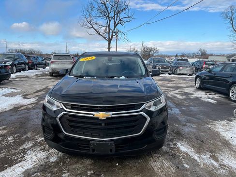 Used 2018 Chevrolet Traverse LS image 2