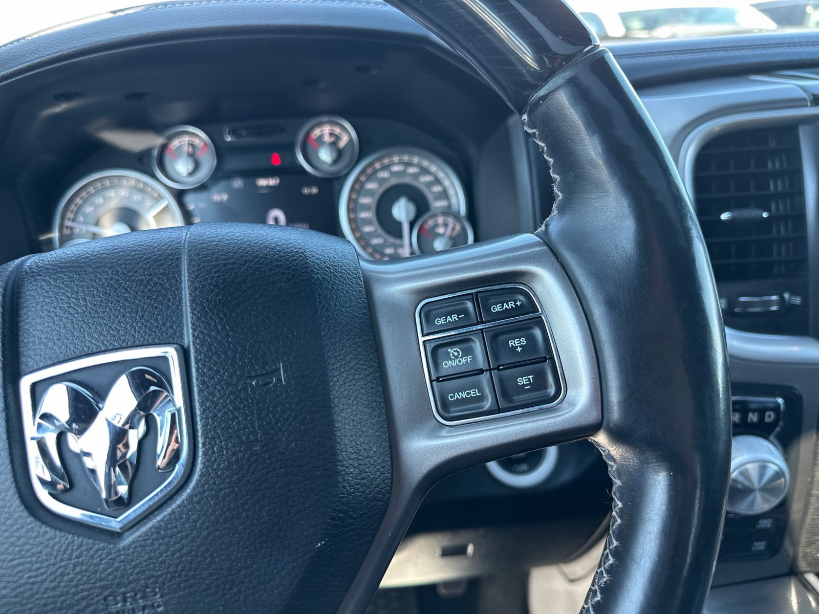 Used 2017 RAM 1500 Limited AWD/4WD image 59