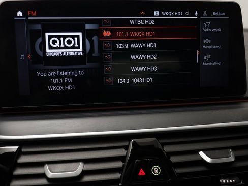 Certified 2023 BMW 530i xDrive w/ Convenience Package image 9