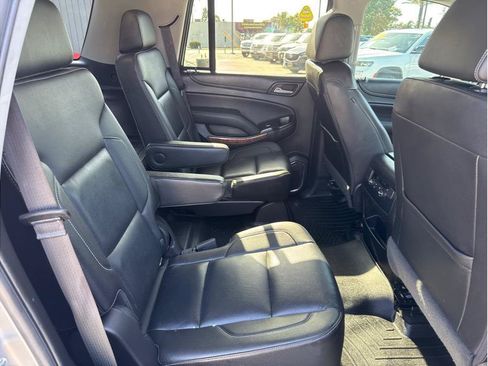 Used 2018 Chevrolet Tahoe Premier AWD/4WD image 36