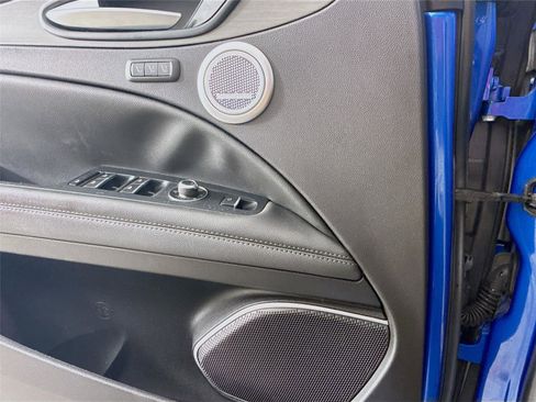 Used 2018 Alfa Romeo Stelvio Ti Sport image 16