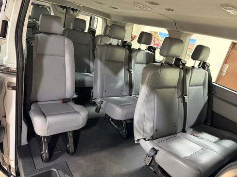 Used 2019 Ford Transit 150 XL image 29