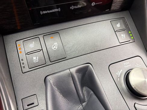 Used 2022 Lexus IS 350 F Sport image 19