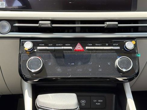 New 2026 Hyundai Tucson SEL FWD image 11