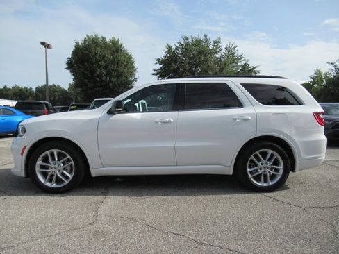 Certified 2024 Dodge Durango GT RWD image 4