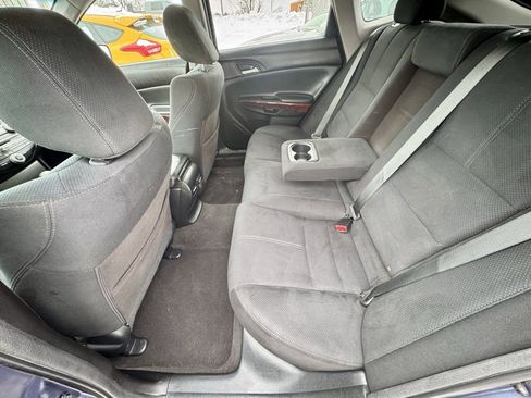 Used 2012 Honda Crosstour EX image 17