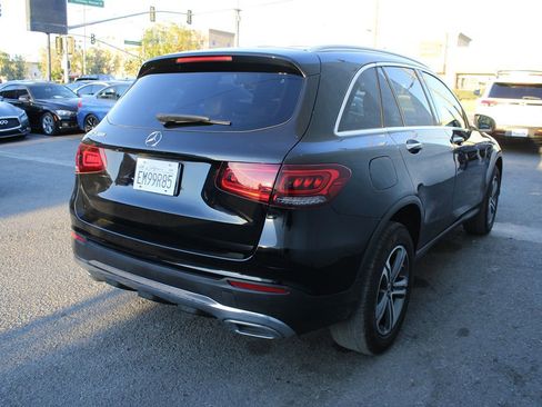 Used 2020 Mercedes-Benz GLC 300 w/ Premium Package image 7