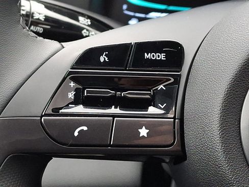 New 2026 Hyundai Elantra SEL Sport FWD image 16