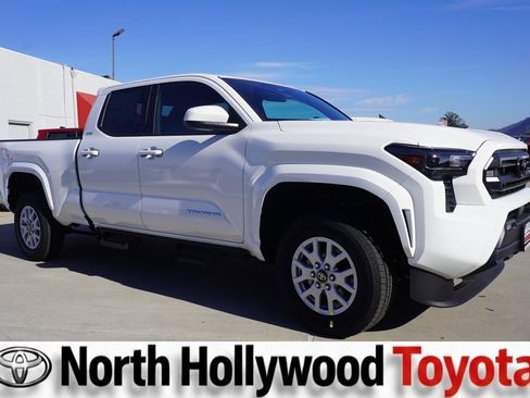 New 2026 Toyota Tacoma SR5 image 2