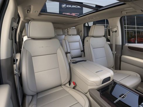 New 2026 GMC Yukon Denali AWD/4WD image 16