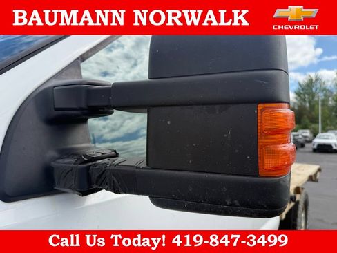 Used 2009 Ford F250 XL AWD/4WD image 5