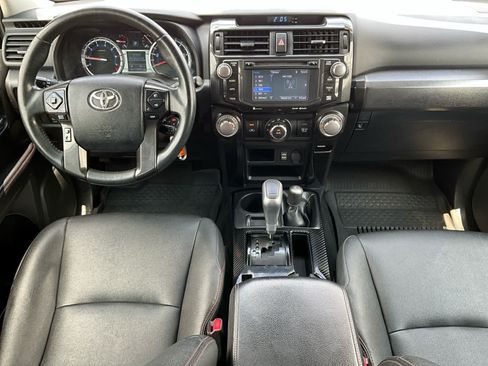 Used 2019 Toyota 4Runner TRD Off-Road Premium AWD/4WD image 12