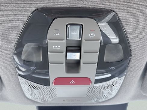 Used 2024 Kia EV9 Wind AWD/4WD image 69