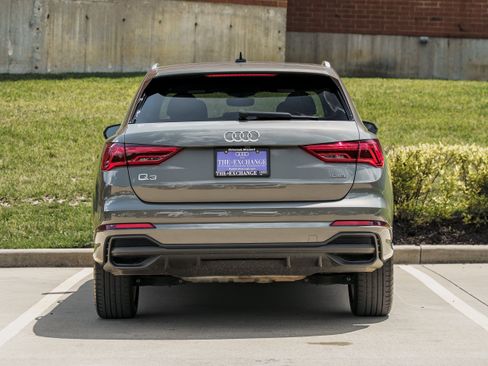 Used 2023 Audi Q3 2.0T Premium w/ Convenience Package AWD/4WD image 26