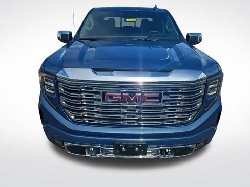 Used 2025 GMC Sierra 1500 Denali w/ Denali Reserve Package AWD/4WD image 10