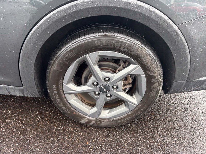 Certified 2025 Kia K4 FWD image 16