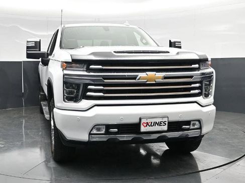 Used 2020 Chevrolet Silverado 2500 High Country w/ Gooseneck/5TH Wheel Package AWD/4WD image 9
