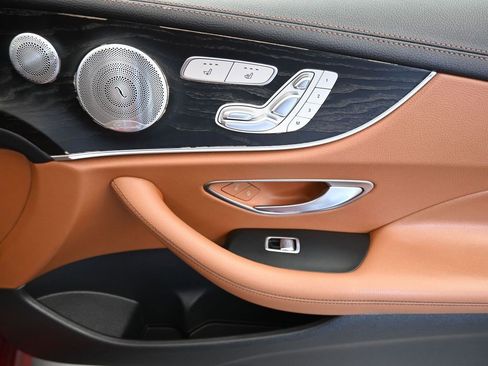 Used 2019 Mercedes-Benz E 450 Coupe w/ AMG Line Package image 40