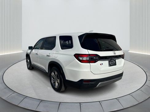 Used 2024 Honda Pilot EX-L image 8