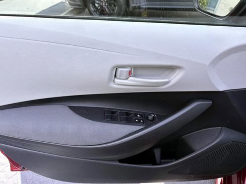 Used 2026 Toyota Corolla LE image 7