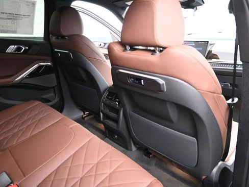 New 2026 BMW X6 xDrive40i AWD/4WD image 24