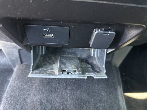 Used 2018 Ford F150 XLT RWD image 36