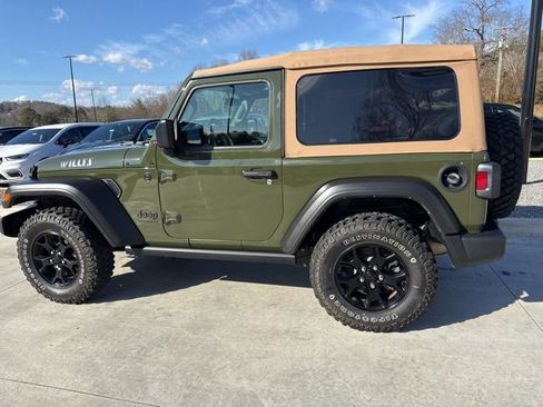 Used 2022 Jeep Wrangler Willys image 10