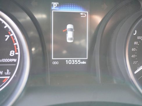 Certified 2024 Toyota Camry SE FWD image 9