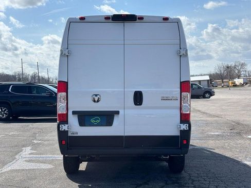 Used 2023 RAM ProMaster 2500 w/ Convenience Group image 4