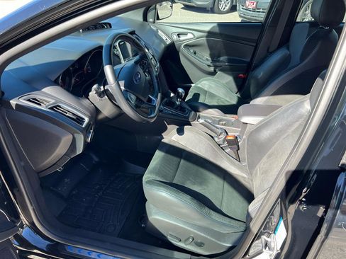 Used 2017 Ford Focus RS image 15