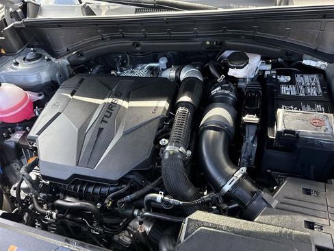 Used 2025 Hyundai Santa Fe SEL image 27