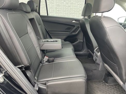 Used 2021 Volkswagen Tiguan SEL image 15