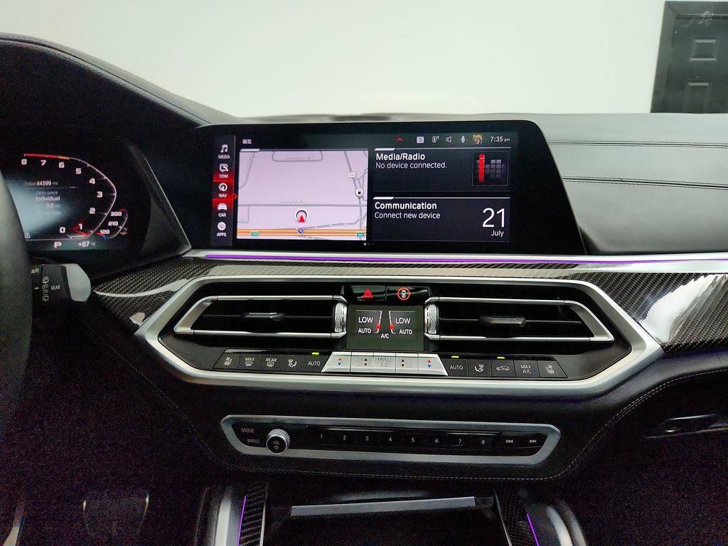 Used 2020 BMW X5 M Competition w/ Executive Package AWD/4WD image 22
