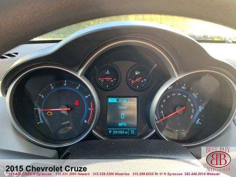 Used 2015 Chevrolet Cruze LS FWD image 12