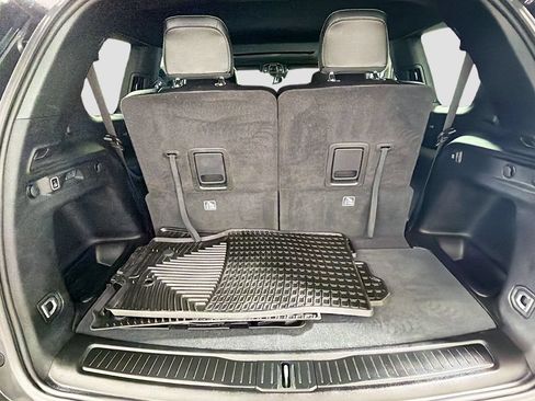 Used 2023 Jeep Grand Cherokee L Laredo AWD/4WD image 27