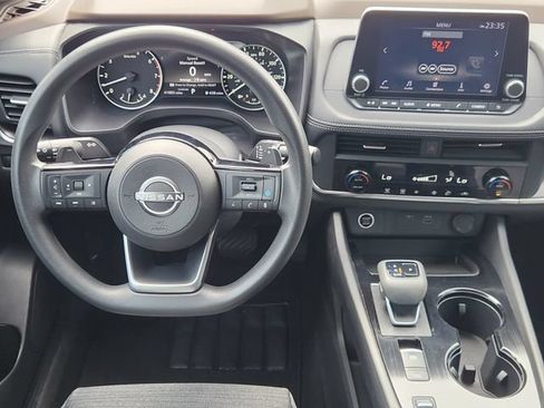 Used 2023 Nissan Rogue SV FWD image 25