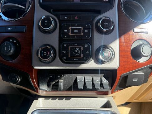 Used 2014 Ford F250 King Ranch image 35
