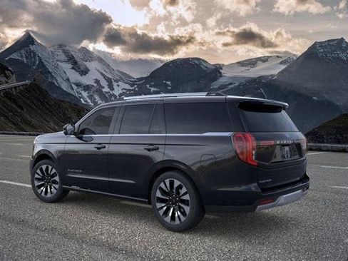 New 2025 Ford Expedition Platinum w/ Platinum Ultimate Package image 4