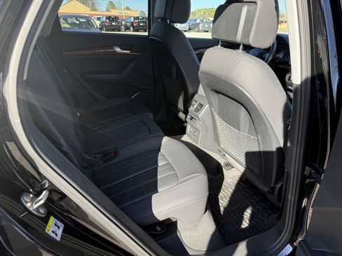 Used 2021 Audi Q5 2.0T Premium w/ Convenience Package image 24