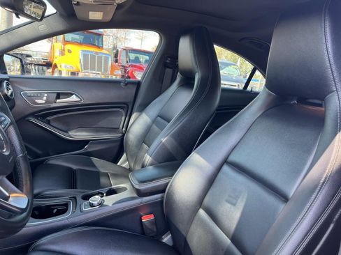 Used 2019 Mercedes-Benz CLA 250 Coupe image 26