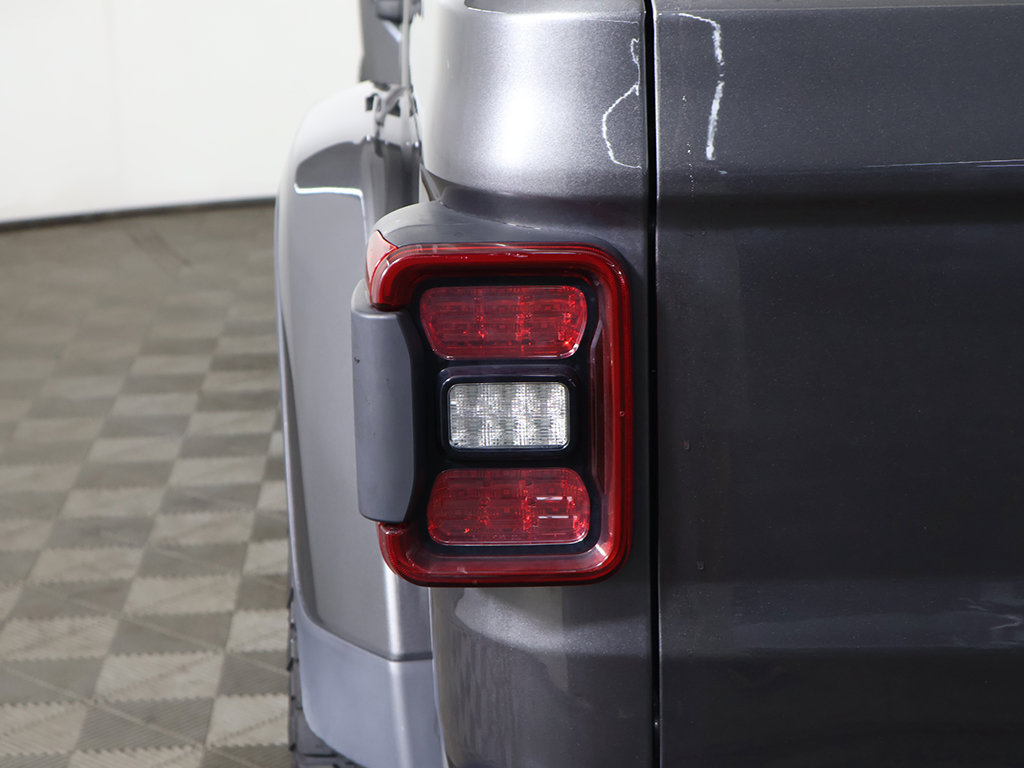 Used 2023 Jeep Gladiator Mojave w/ LED Lighting Group AWD/4WD image 13