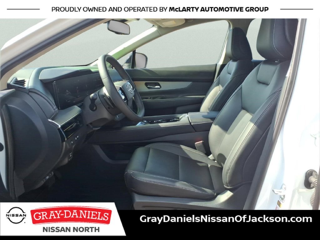 Certified 2025 Nissan Murano SL AWD/4WD image 23