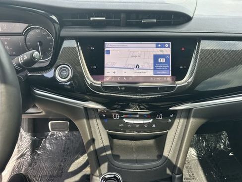 Used 2024 Cadillac XT6 Sport w/ LPO, Onyx Lite Package AWD/4WD image 40