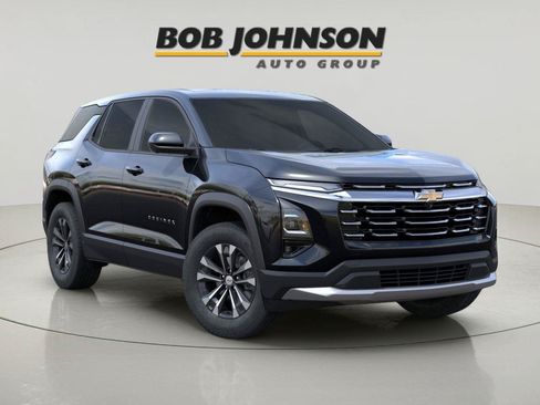 New 2026 Chevrolet Equinox LT w/ Safety and Technology Package FWD image 2