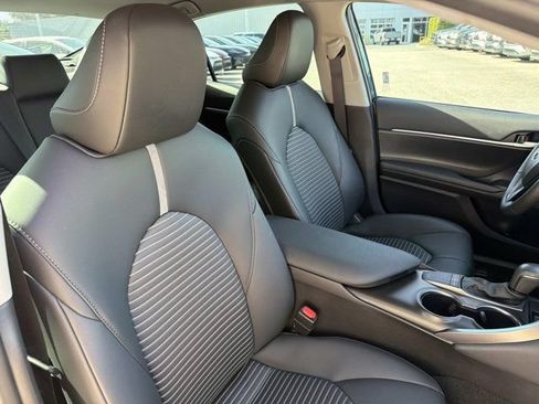 Certified 2024 Toyota Camry SE FWD image 17