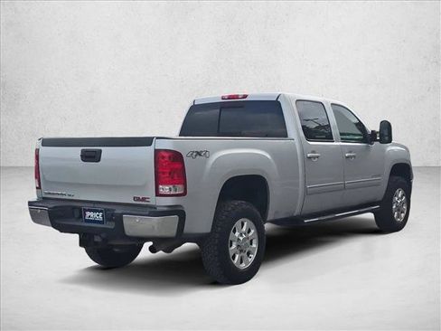 Used 2014 GMC Sierra 2500 SLT w/ SLT Convenience Package AWD/4WD image 5