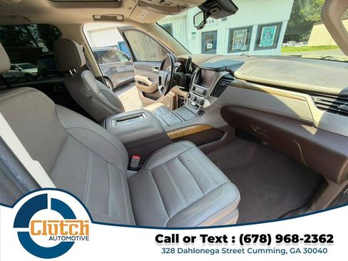 Used 2020 GMC Yukon Denali w/ Denali Premium Package AWD/4WD image 25