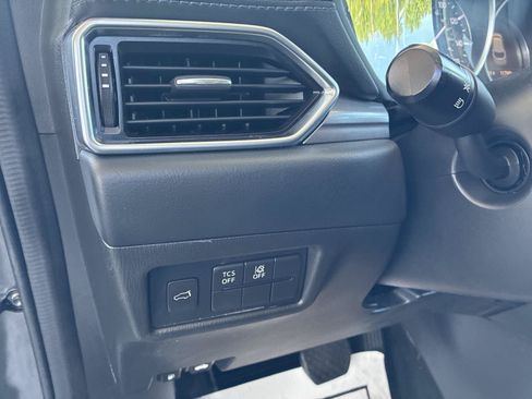 Used 2018 MAZDA CX-5 Touring w/ Preferred Equipment Package AWD/4WD image 22