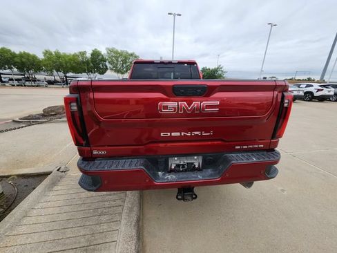 Used 2024 GMC Sierra 2500 Denali w/ Denali Reserve Package AWD/4WD image 5